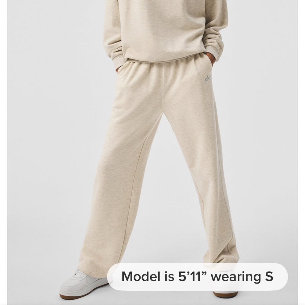 Alo Bone Sweatpant - Short, XS